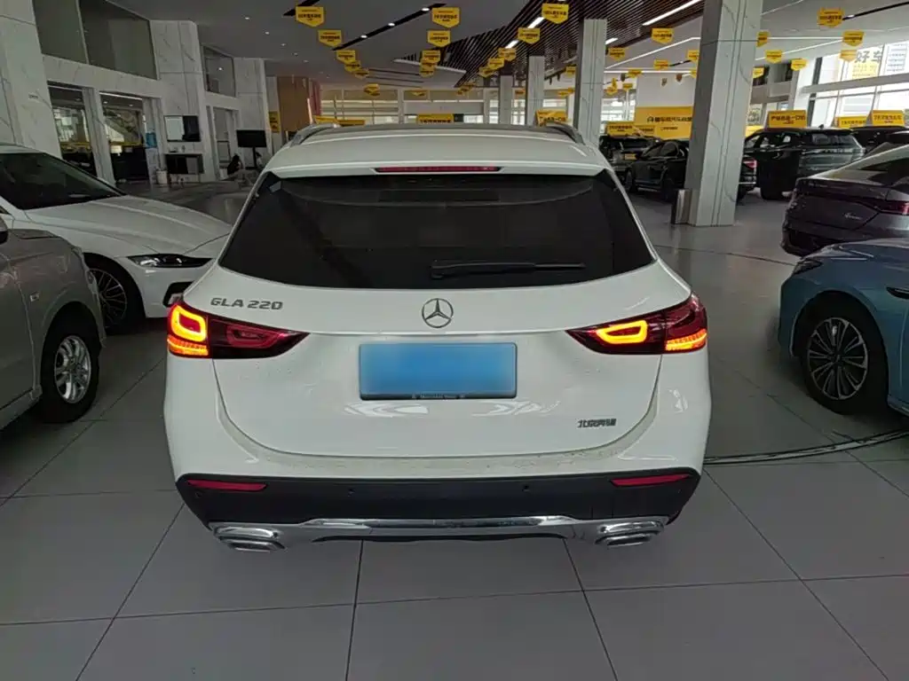 Mercedes-Benz GLA 2024 2023 GLA 220