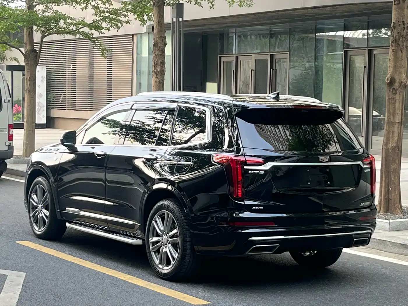 CADILLAC XT6