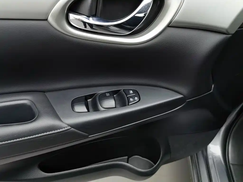 Nissan SYLPHY, миниатюра 9