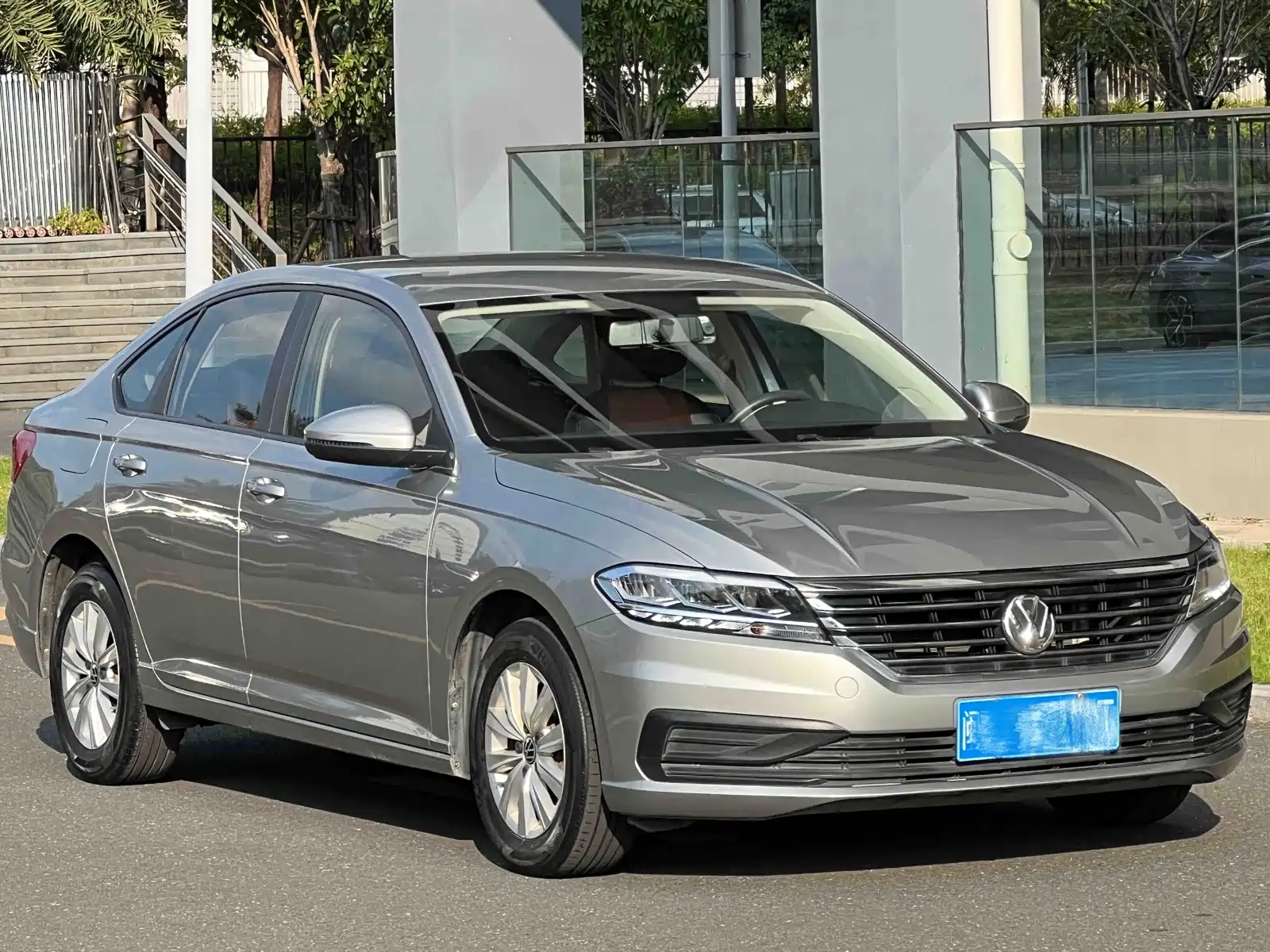 Photo 3 - Volkswagen Lavida