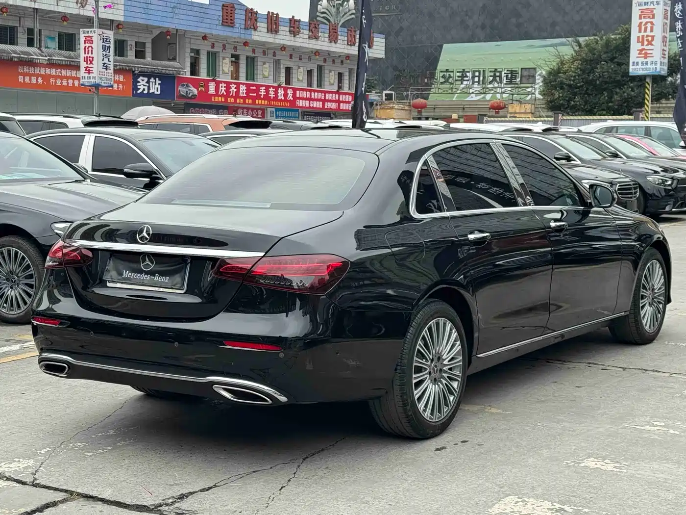 MERCEDES-BENZ E CLASS