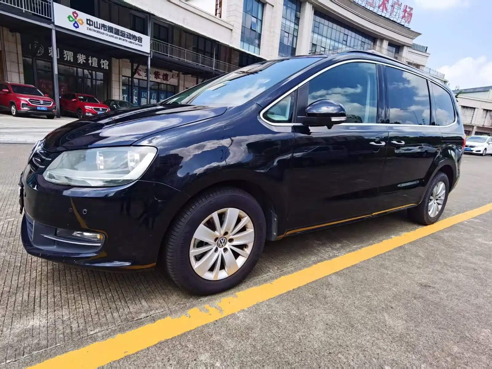 Фото 3 - Volkswagen Sharan