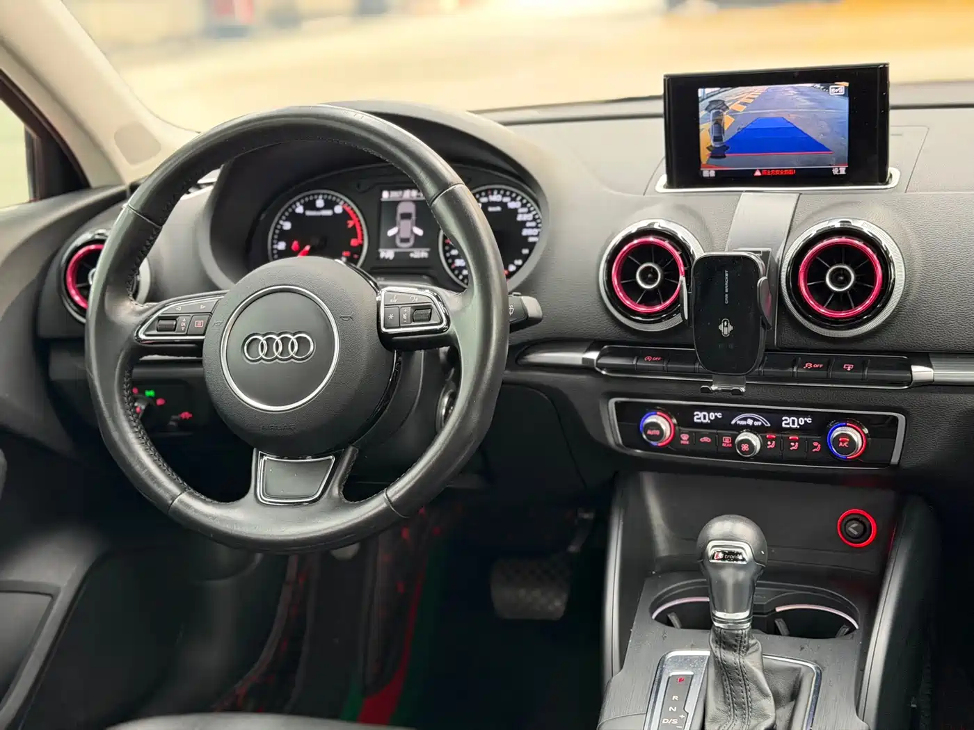 Audi A3 2016 Limousine 35 TFSI Leadership фото 11