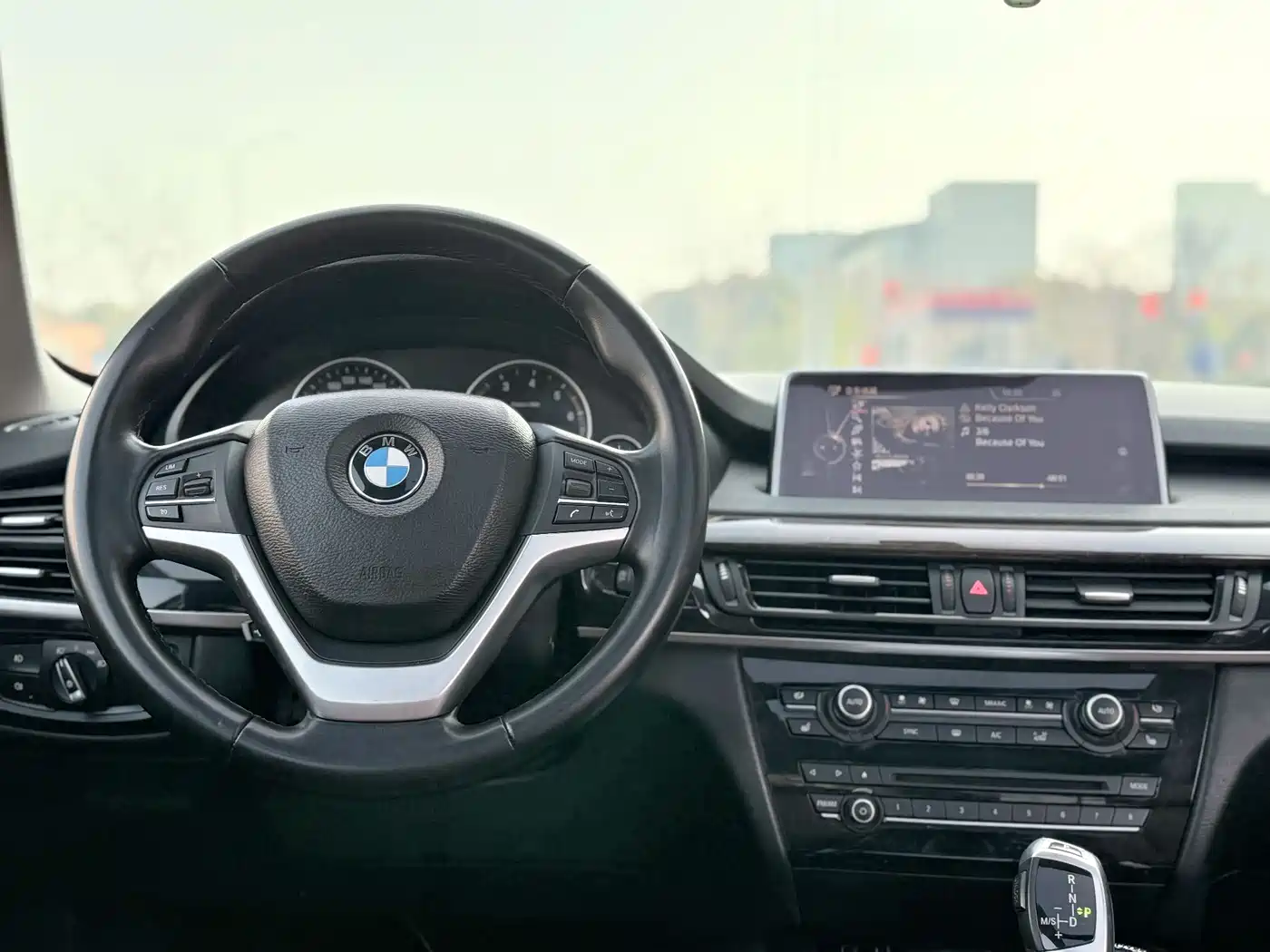 BMW X5 (Import) 2015 Model xDrive35i China Limited Edition фото 13