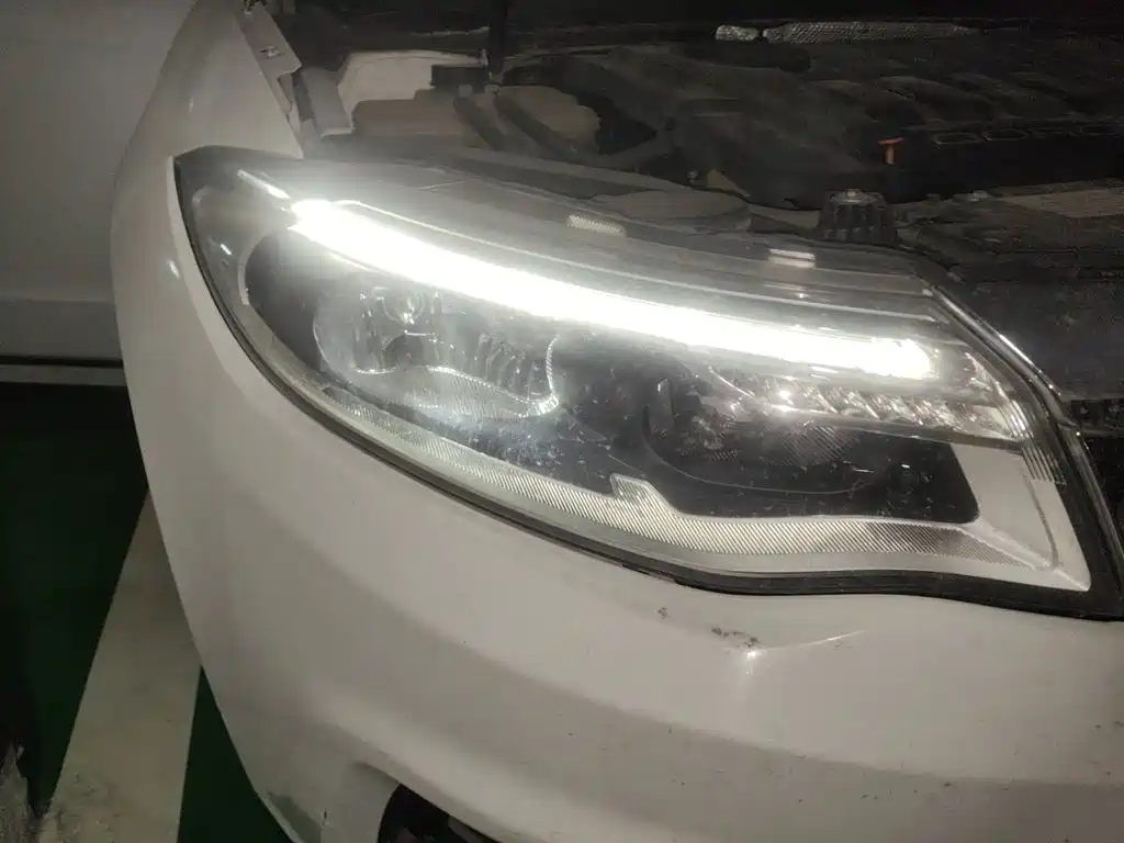 Qoros 3 2015 2014 Model Sedan 1.6T Automatic Premium