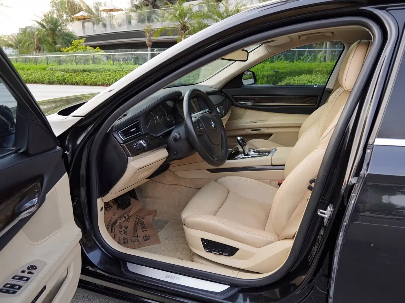 BMW 7 Series 2009 730Li Luxury фото 5