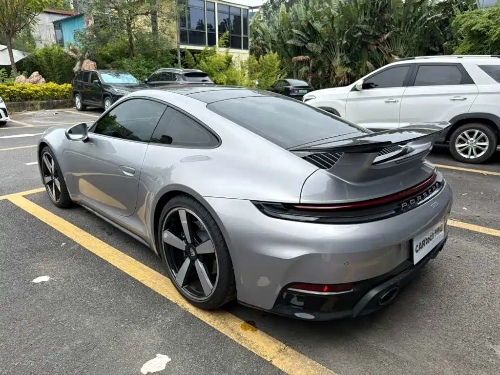 2026 Porsche 911