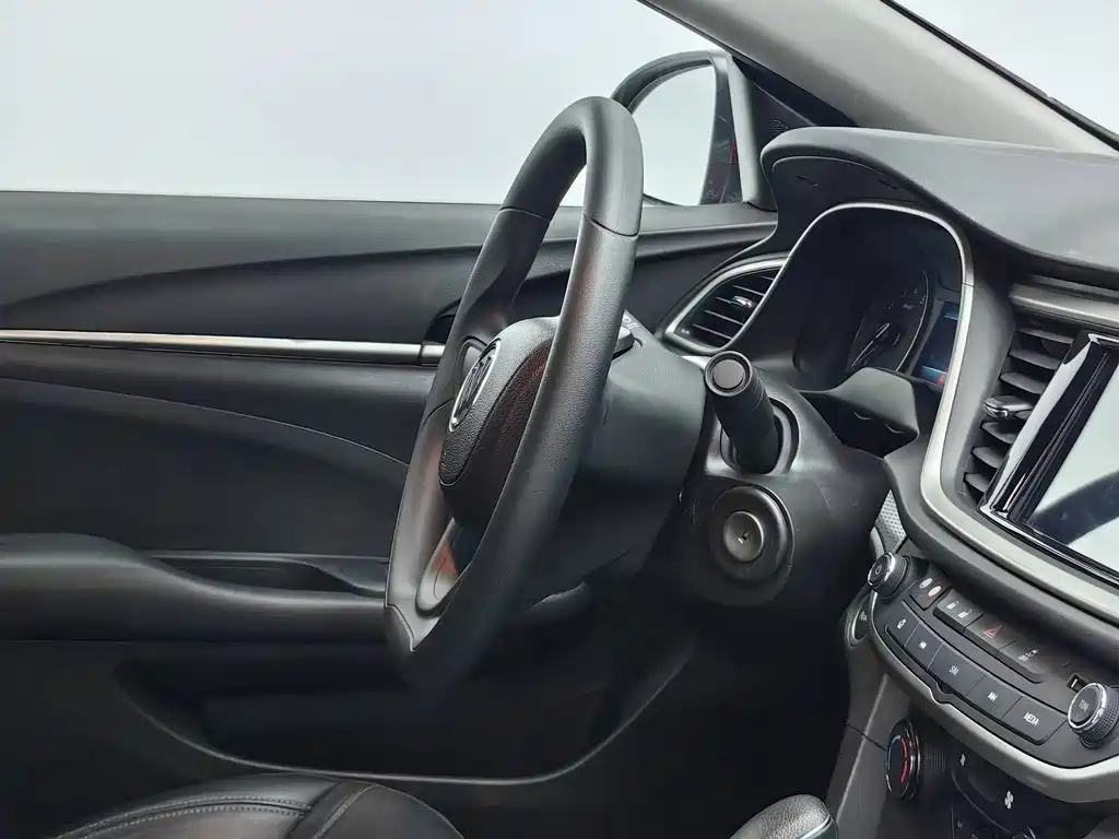 Фото 22 - Buick Excelle