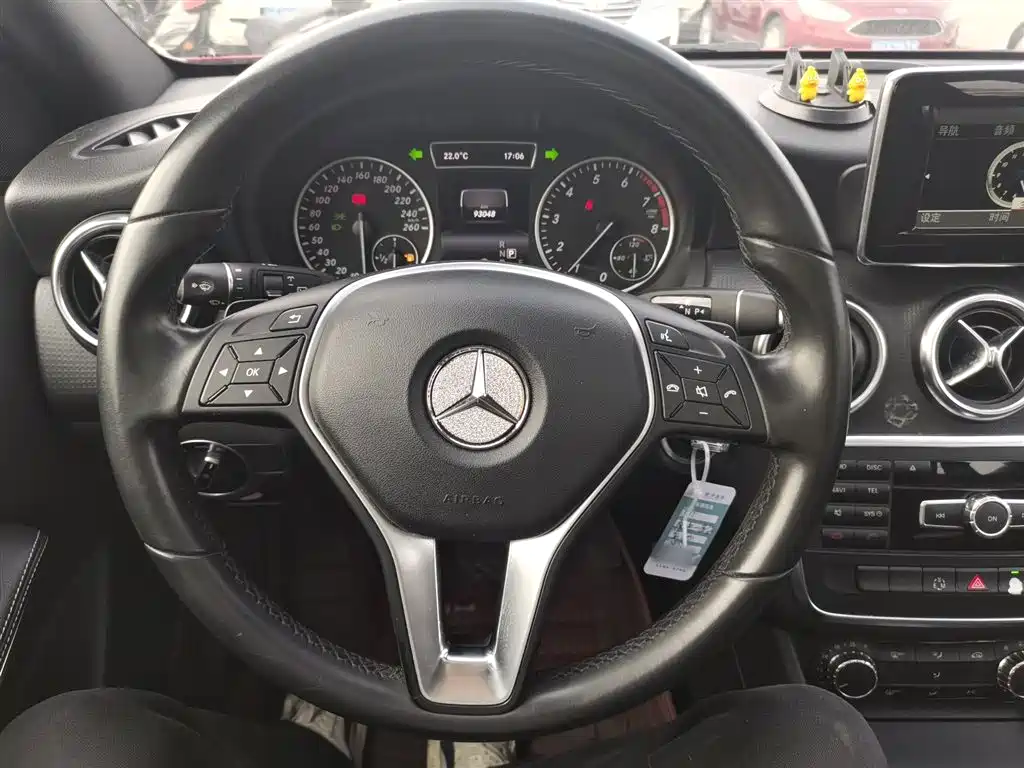 Mercedes-Benz A-Class (Import) 2015 A 180 фото 11