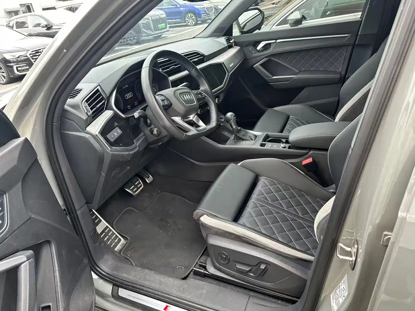 Audi Q3 2025 2024 40 TFSI Fashion Sport