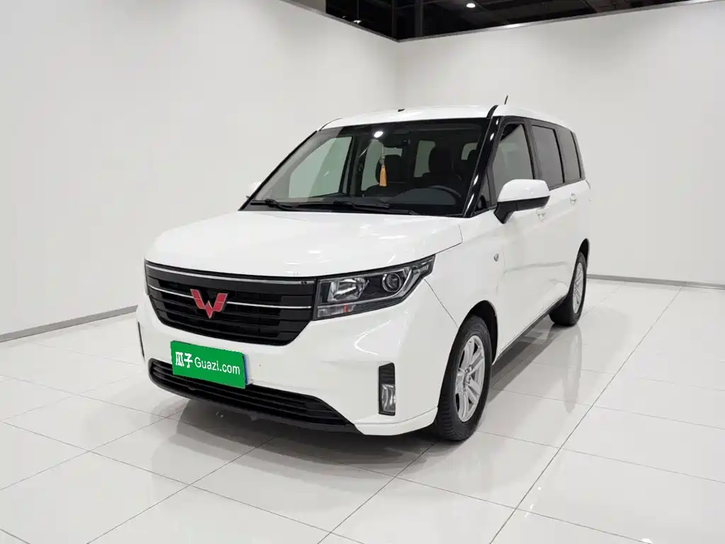 Wuling Motors Wuling Hongguang PLUS 2021 2019 1.5T Manual Luxury 7-seater