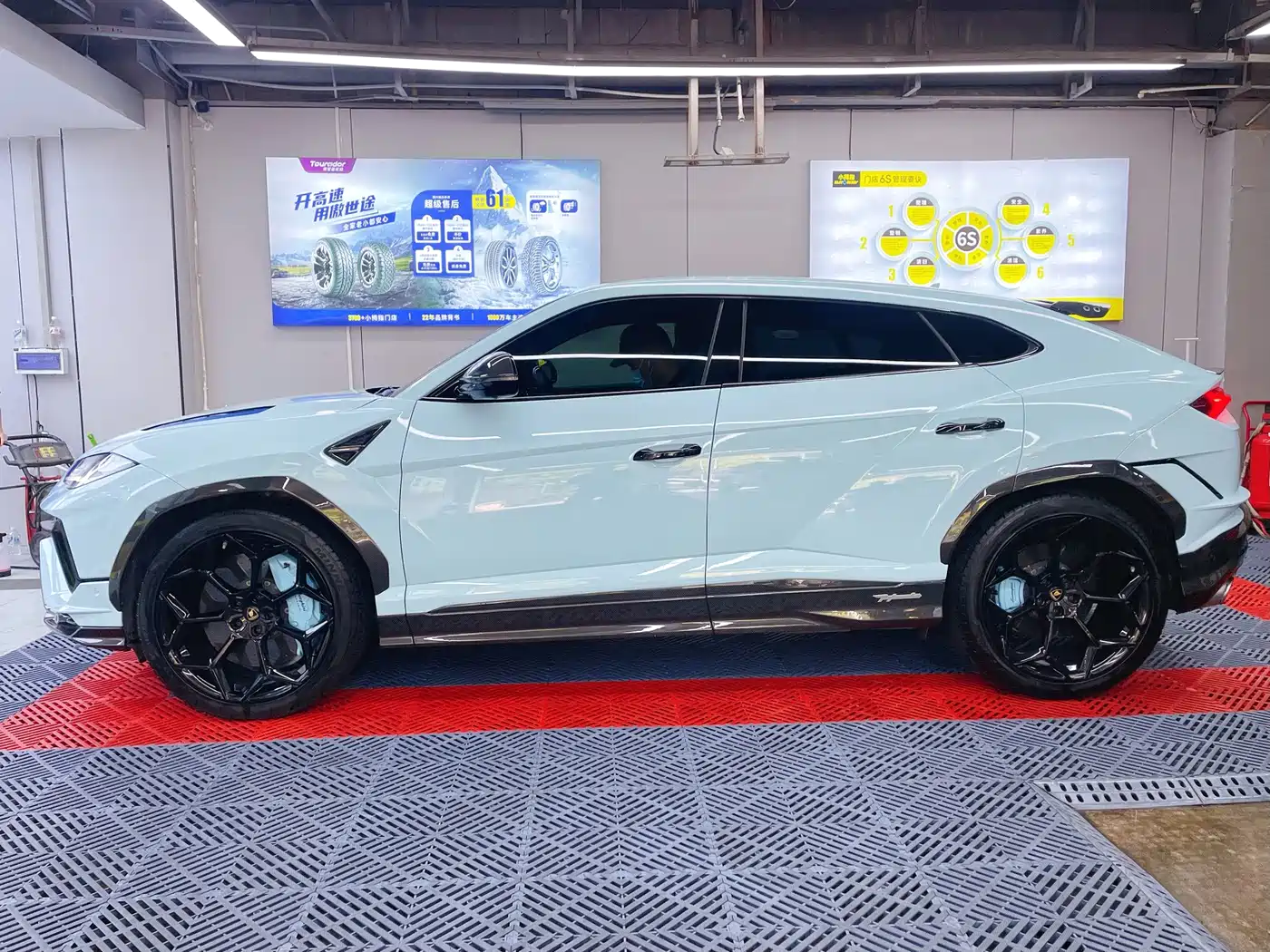 Lamborghini Urus 2019 2018 4.0T V8