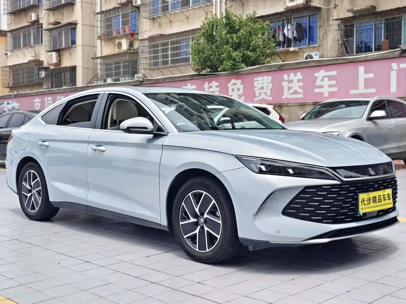 BYD Qin L 2024 DM-i 120KM Superior Edition фото 3