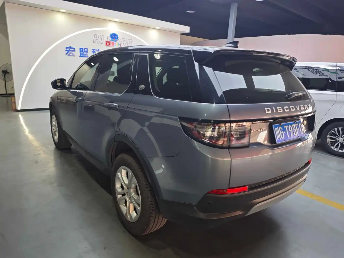 Land Rover Discovery Sport 2020 200PS Family Edition фото 8