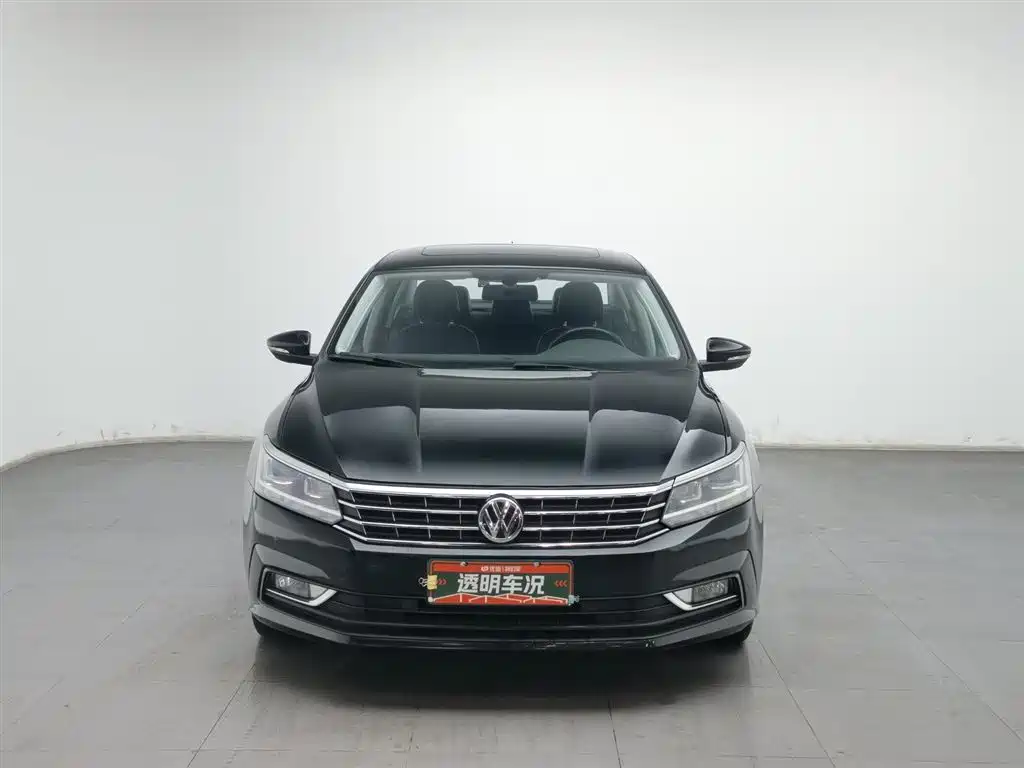 Volkswagen Passat 2017 280TSI DSG Prestige фото 3