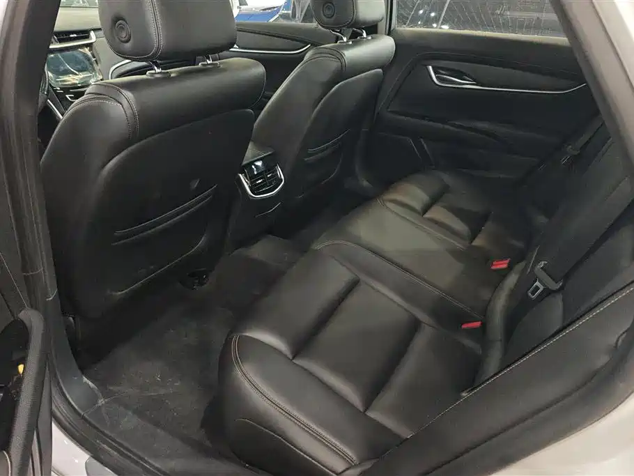 Cadillac XTS 2018 28T Elite фото 11