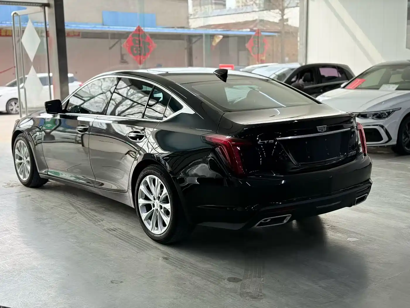 CADILLAC CT5