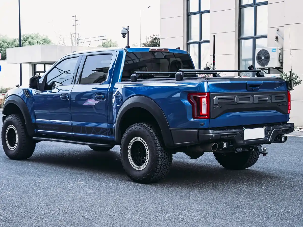 FORD F 150 RAPTOR
