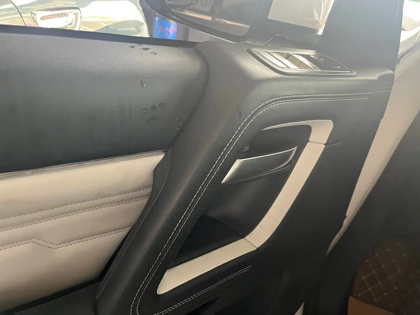 BAIC ORV Beijing Off-Road BJ60 2022 2022 2.0T May Day Edition 7-Seater