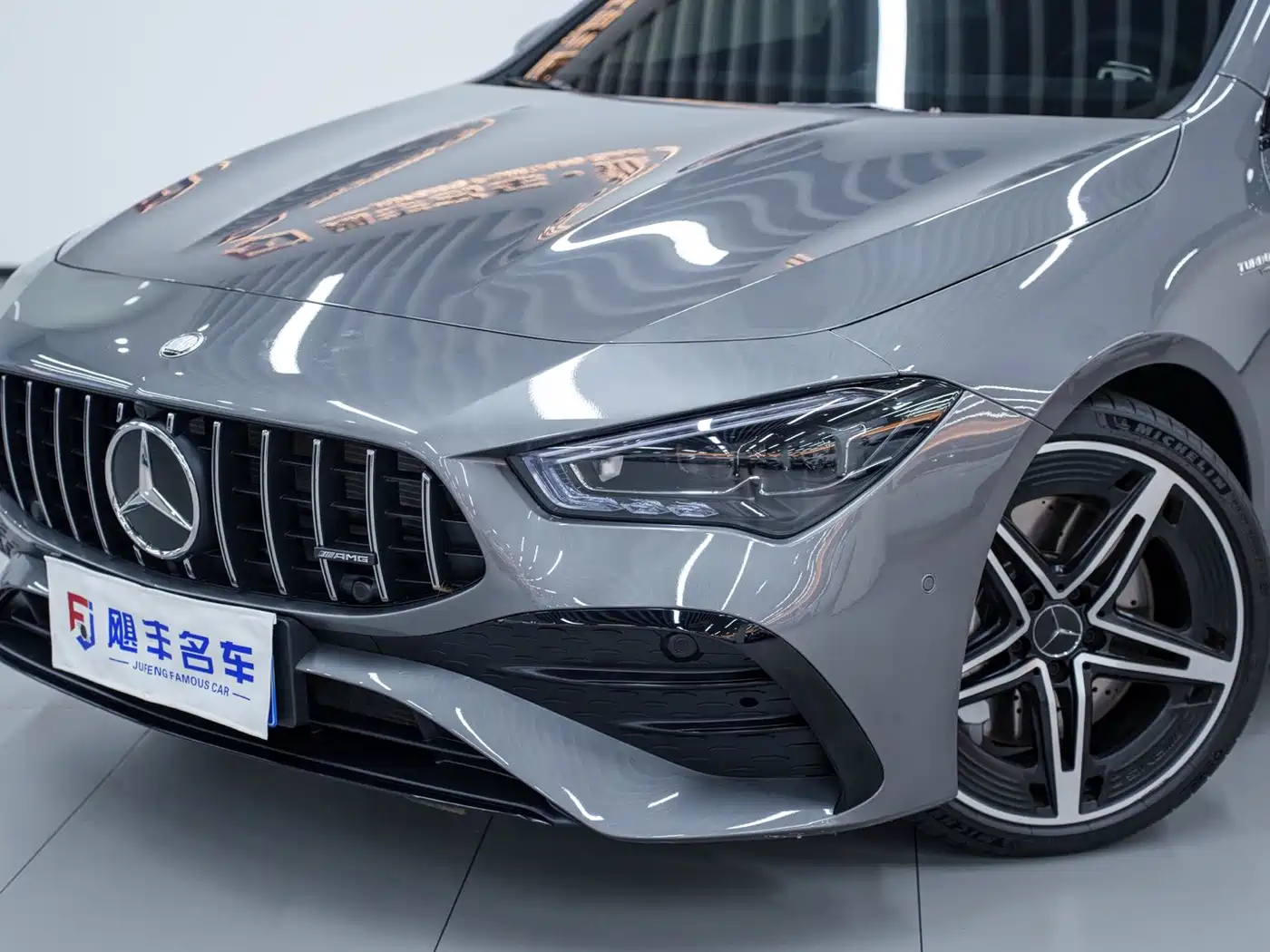 Mercedes-Benz CLA AMG 2024 Facelift AMG CLA 35 4MATIC фото 4