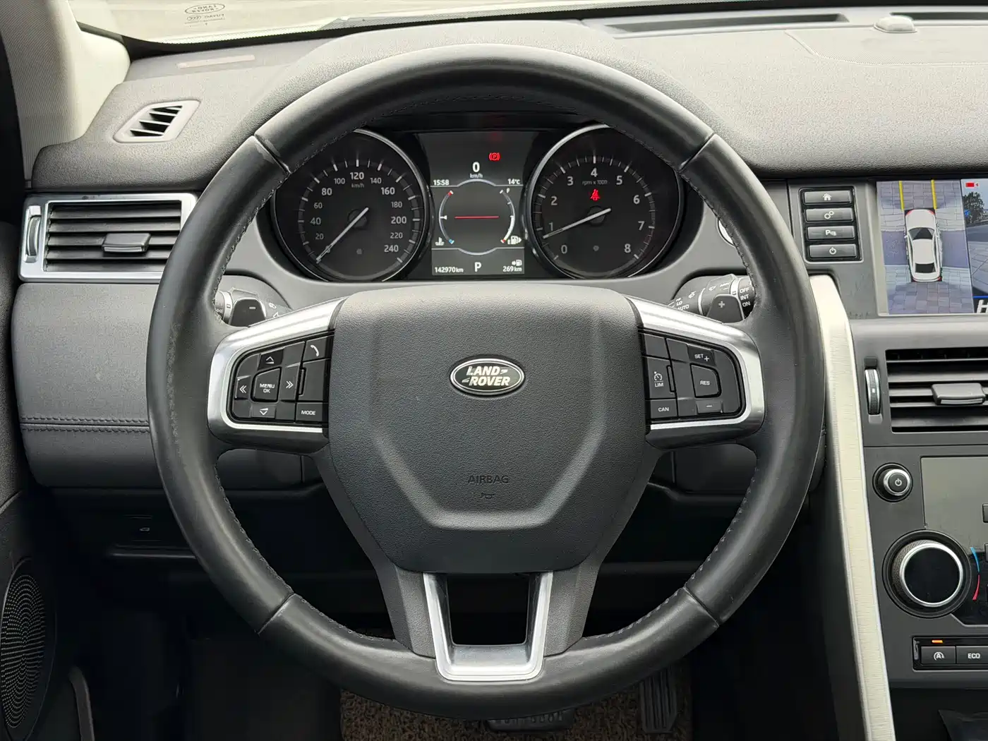Land Rover Discovery Sport 2017 2.0T SE фото 8