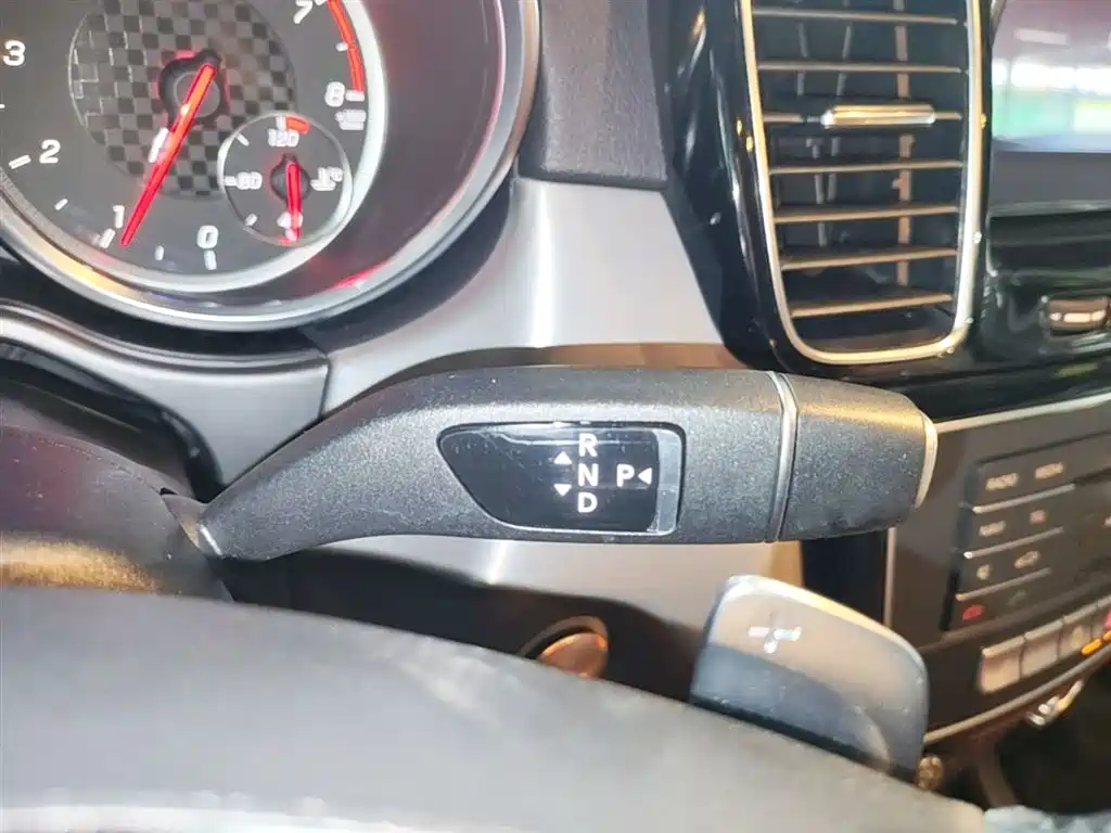 Mercedes-Benz GLE AMG 2017 AMG GLE 43 4MATIC фото 14