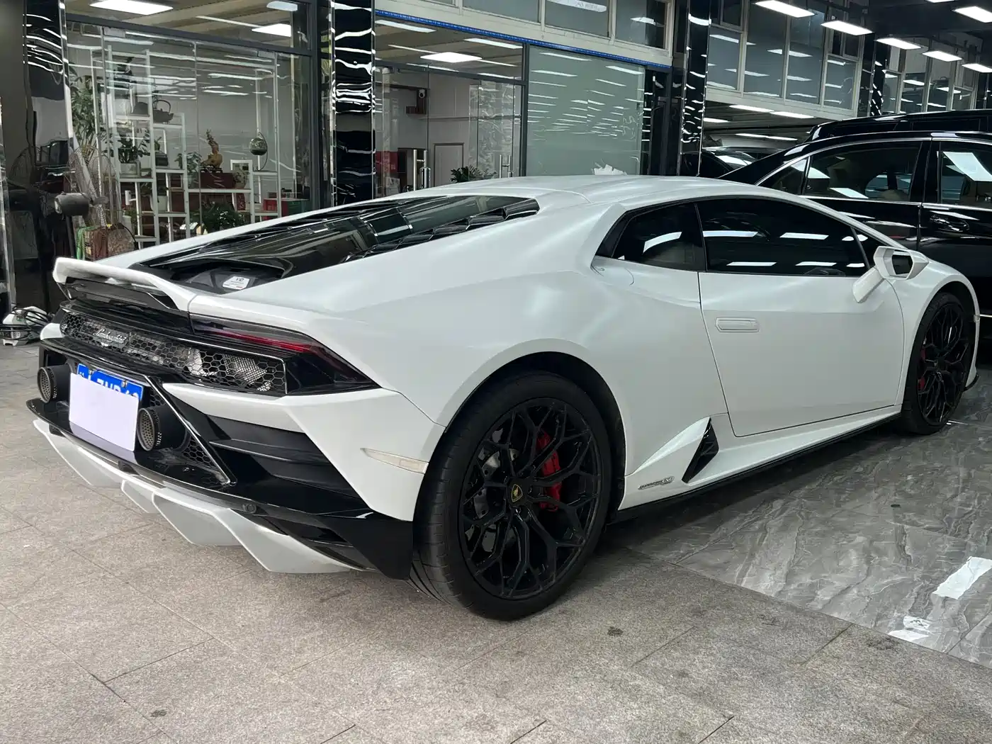 LAMBORGHINI HURACÁN