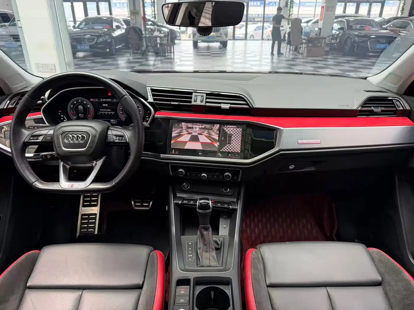 Audi Q3 Sportback 2022 45 TFSI quattro Luxury фото 11