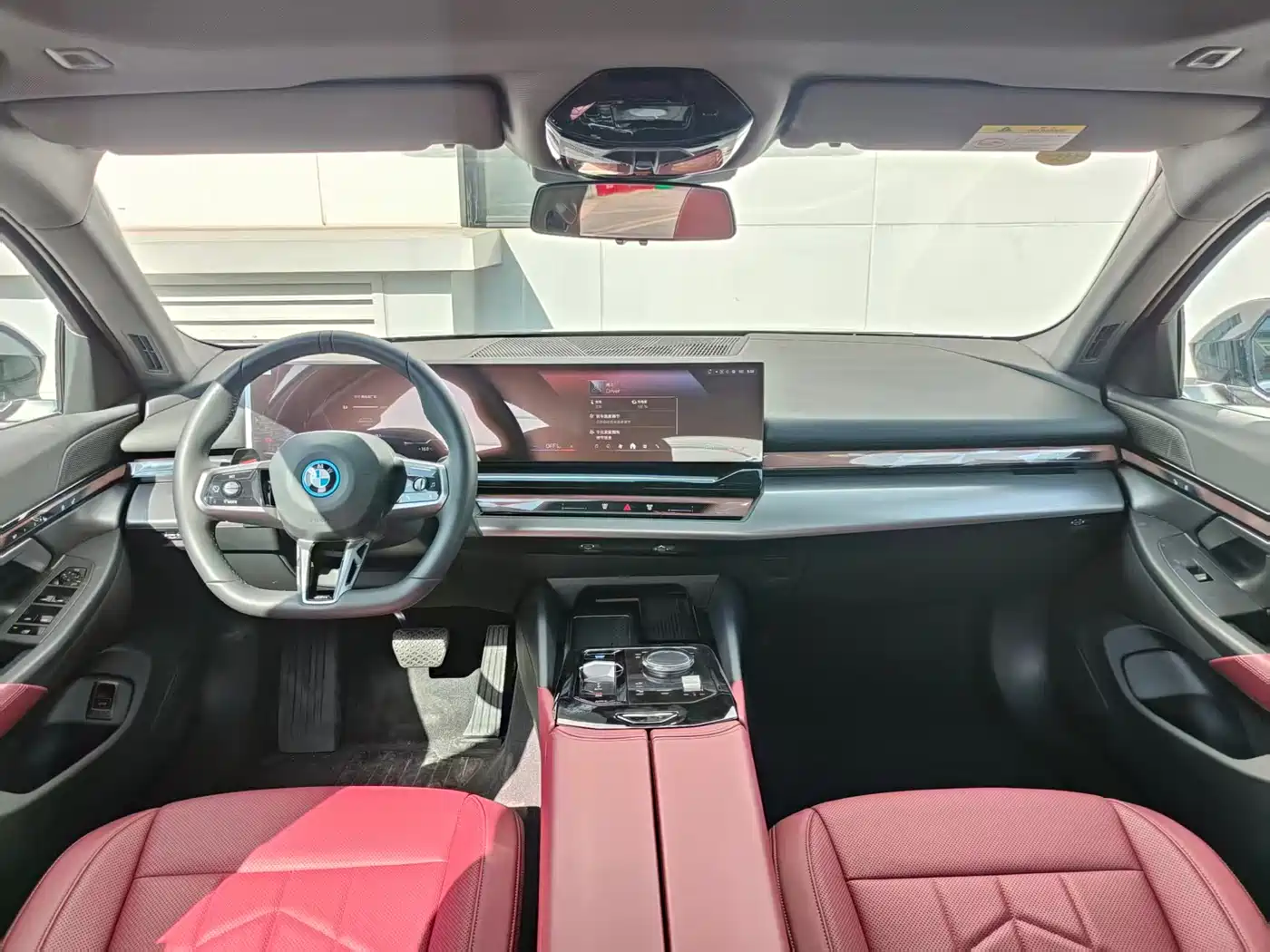 BMW I5