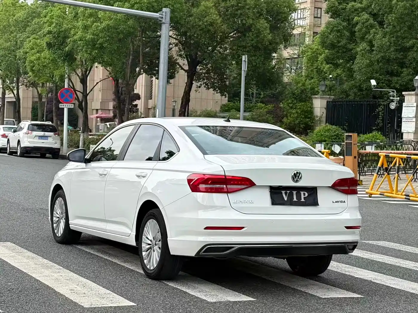 Volkswagen Lavida 2019 1.5L Manual Comfort Edition China VI фото 7