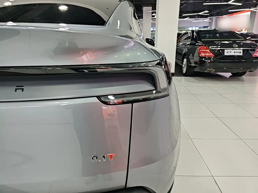 Tesla Model Y 2026 2025 Rear-Wheel Drive