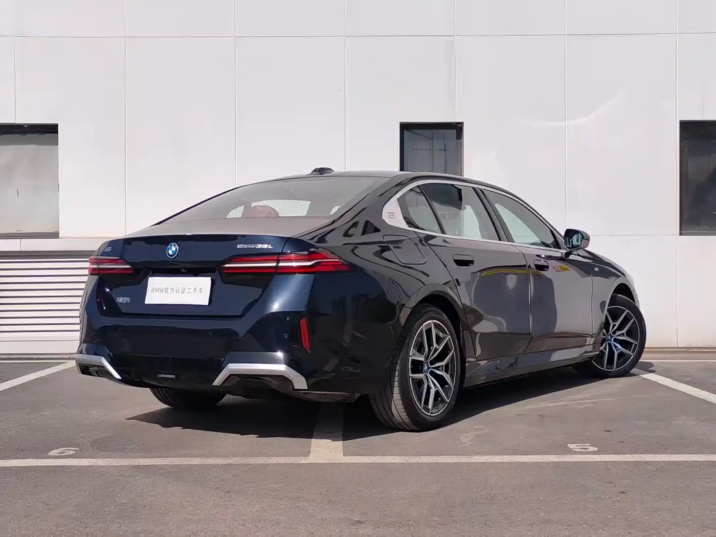 BMW i5 2025 eDrive 35L M Sport Package фото 24