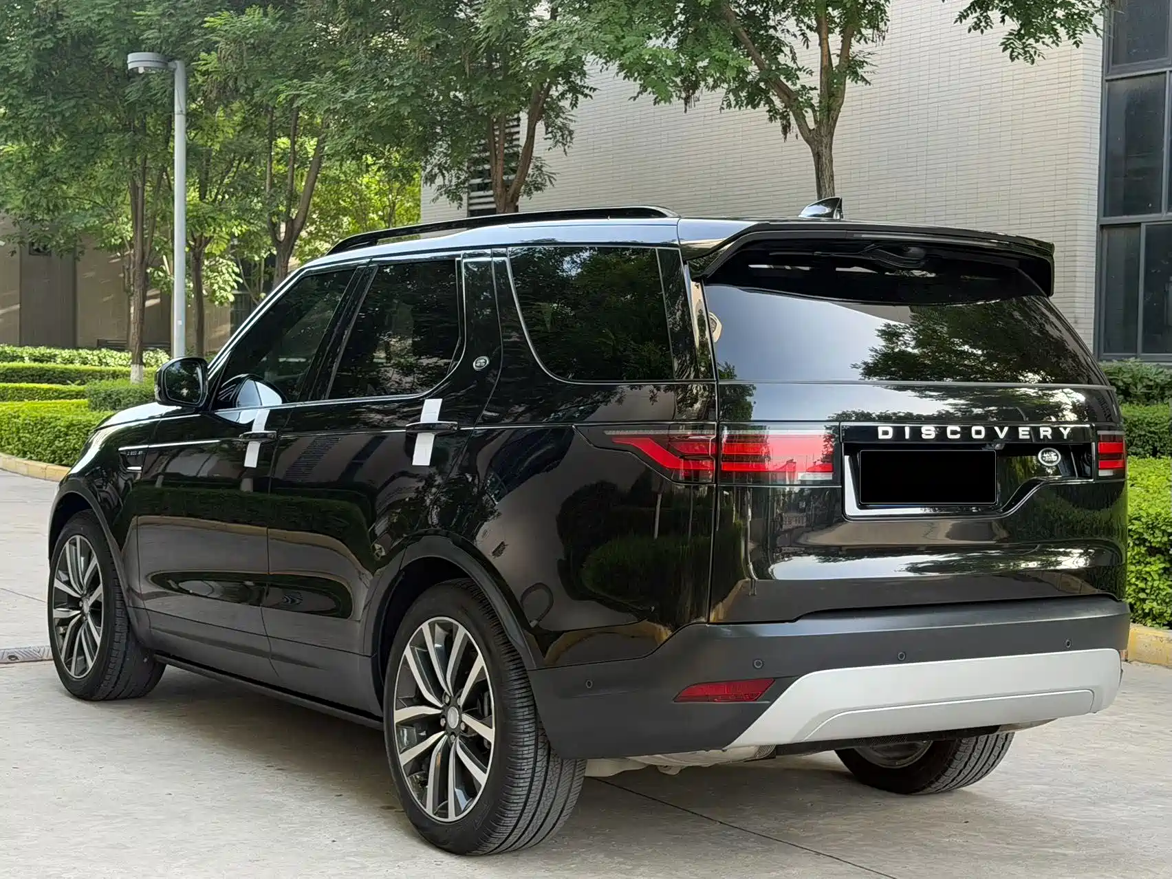 Фото 14 - Land Rover Discovery