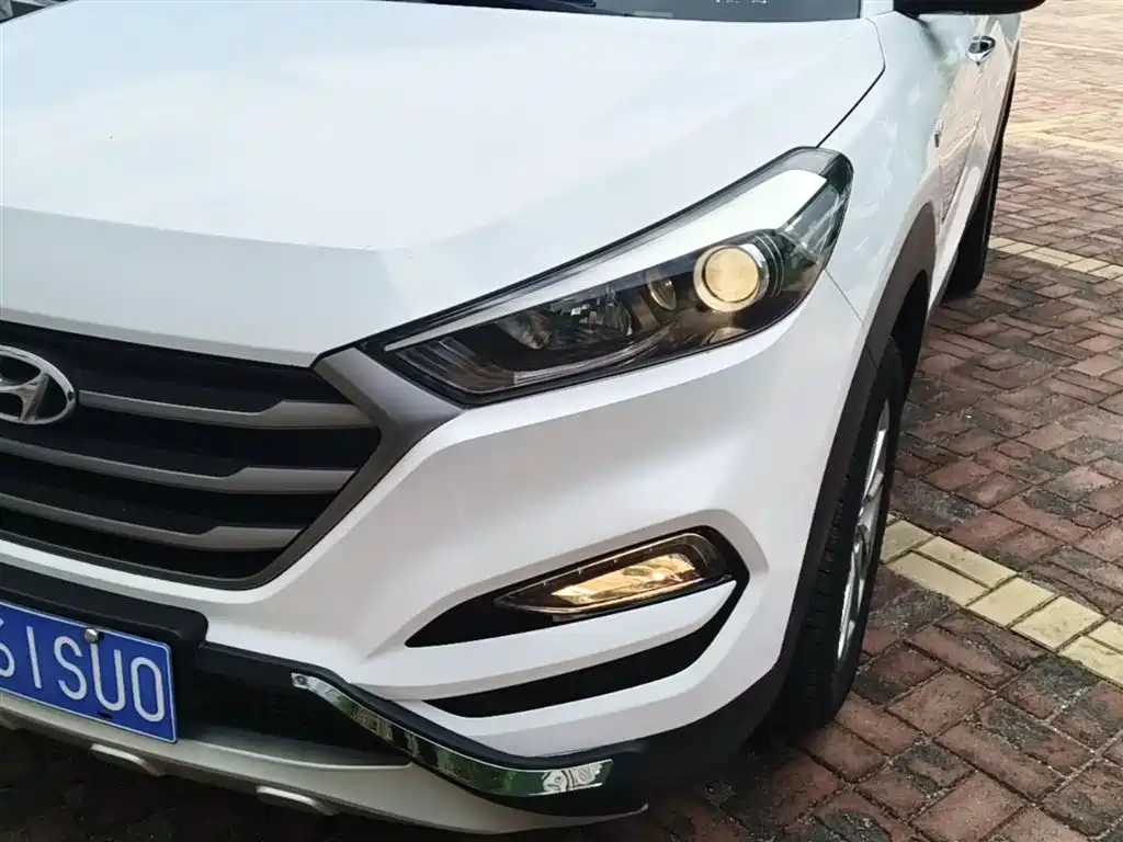 Hyundai Tucson 2015 1.6T Dual Clutch 2WD Smart фото 24