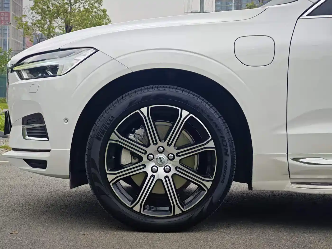 VOLVO XC60 PLUG IN HYBRID