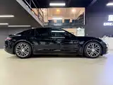 Фото 11 - Porsche Panamera
