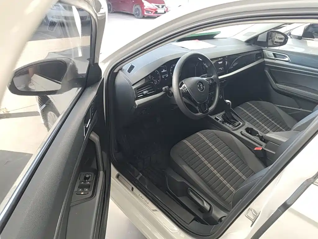Volkswagen Lavida, миниатюра 16