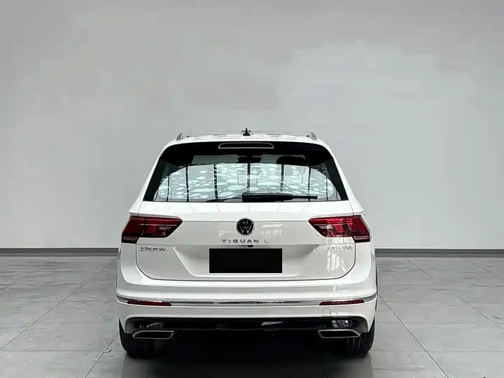 Volkswagen Tiguan L 2021 330TSI Automatic 2WD R-Line Premium фото 9