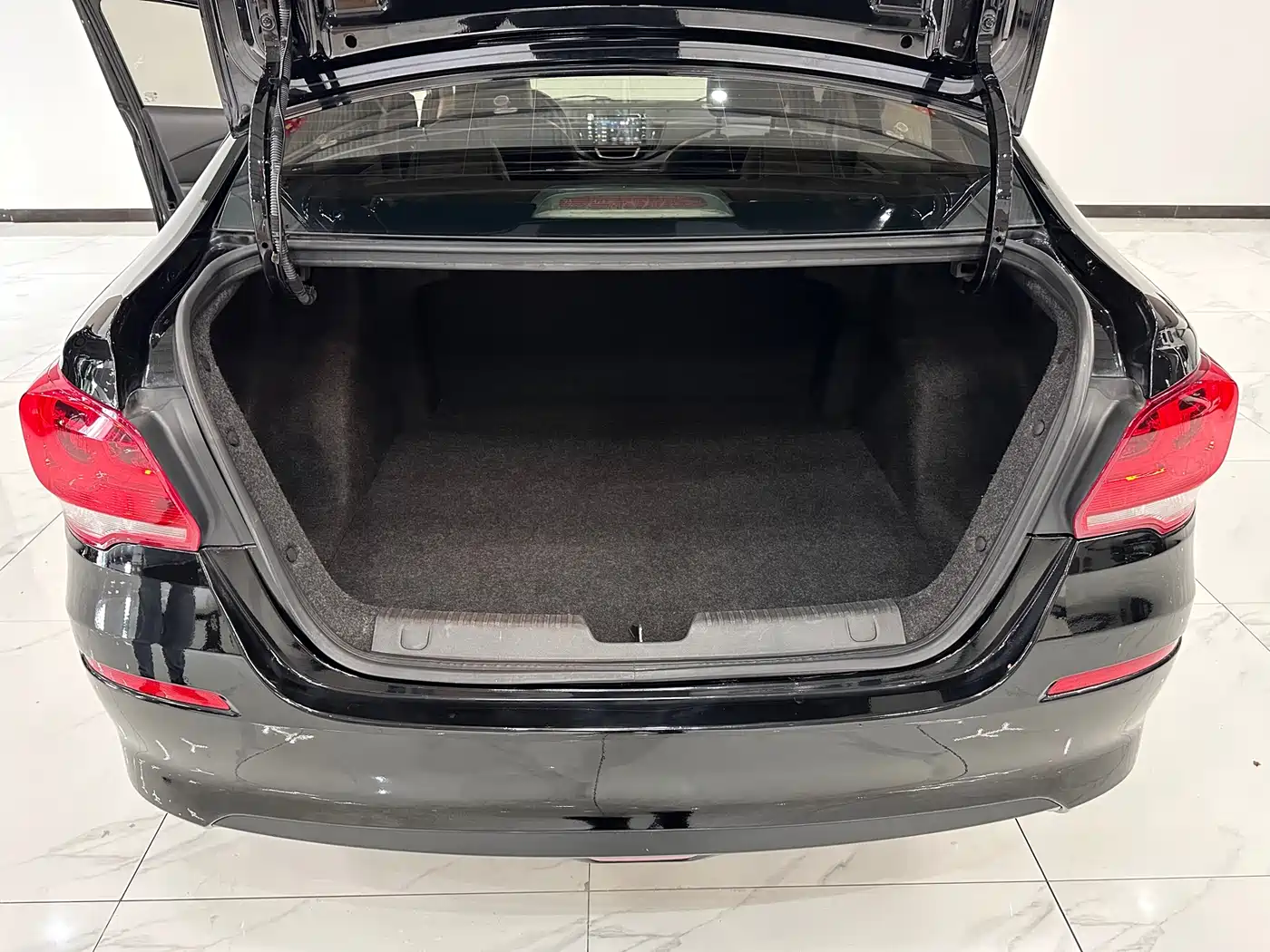 Chevrolet Cavalier 2018 320 Auto Joy Edition фото 10