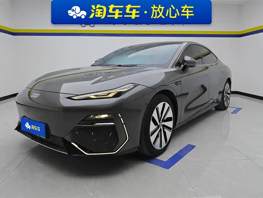 Geely Galaxy Galaxy E8 2024 2024 665km RWD Starship Voyager Edition