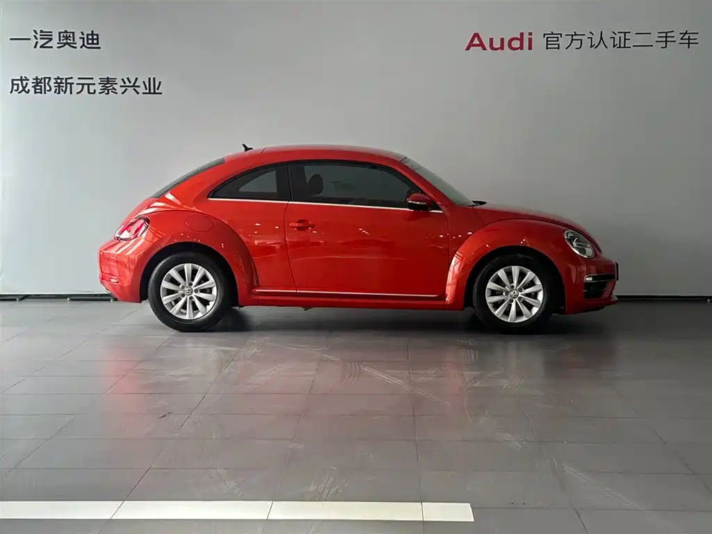 Volkswagen Beetle 2018 180TSI Easy Joy Edition фото 3