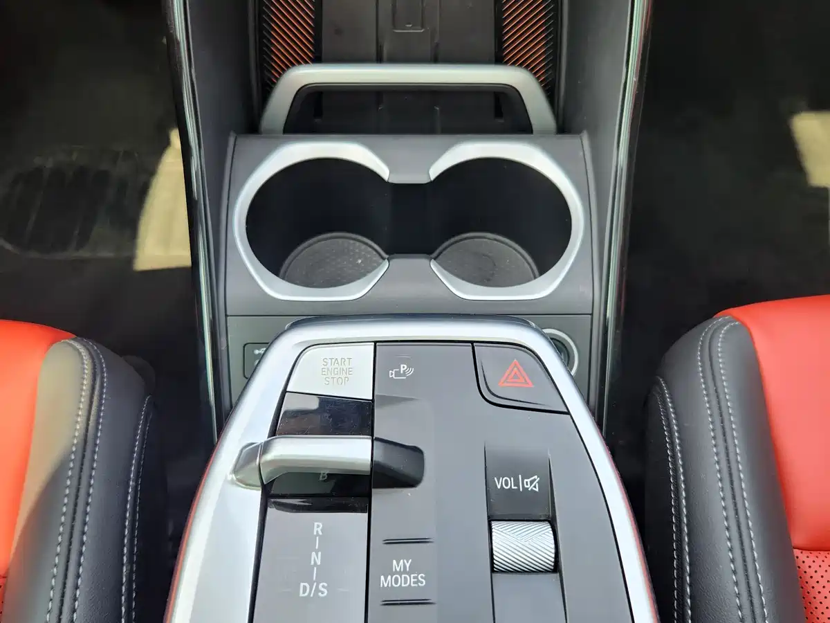 BMW X1 2025 sDrive25Li M Sport Package фото 12