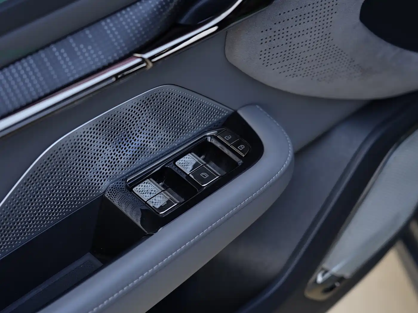 ZEEKR EXTREME KRYPTON 001