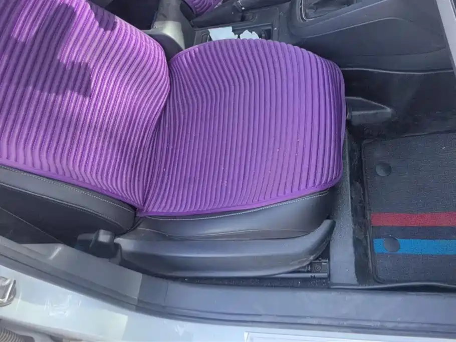 Volkswagen Sagitar 2018 1.6L Automatic Comfort фото 8