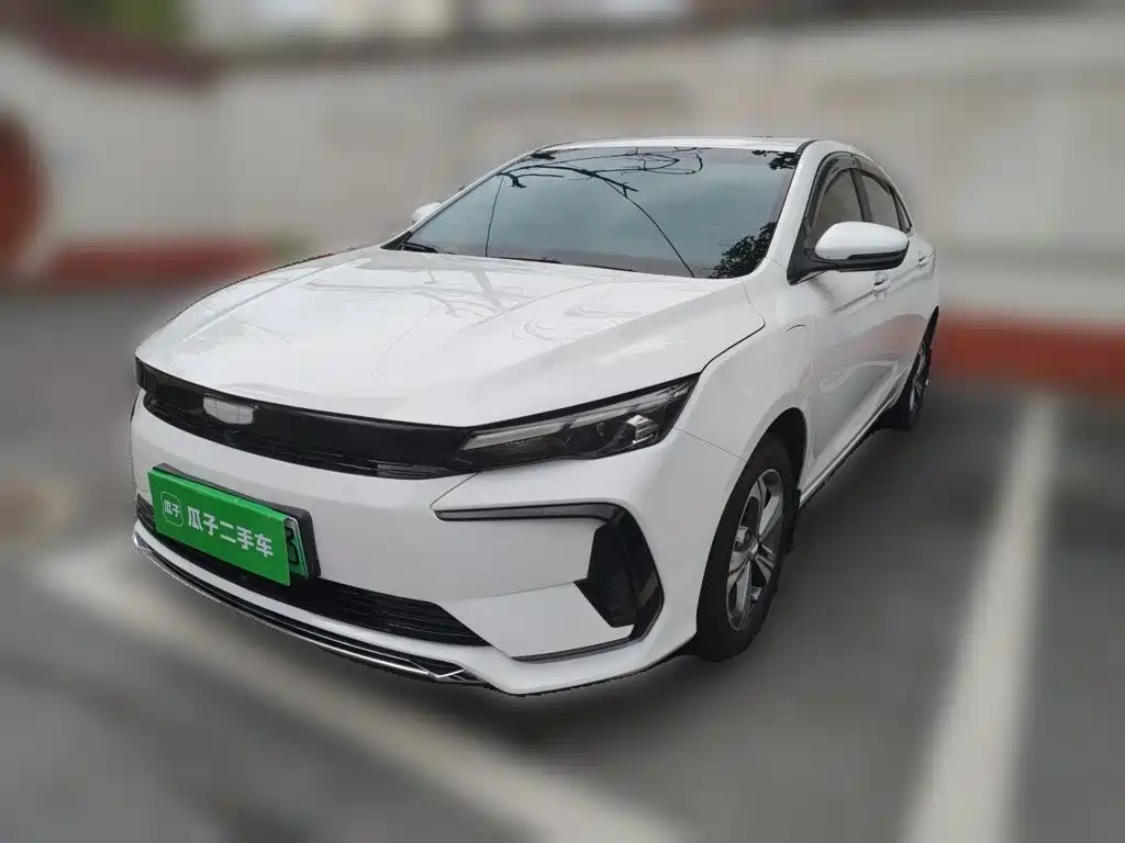 Photo 1 - Geely Emgrand L HiP