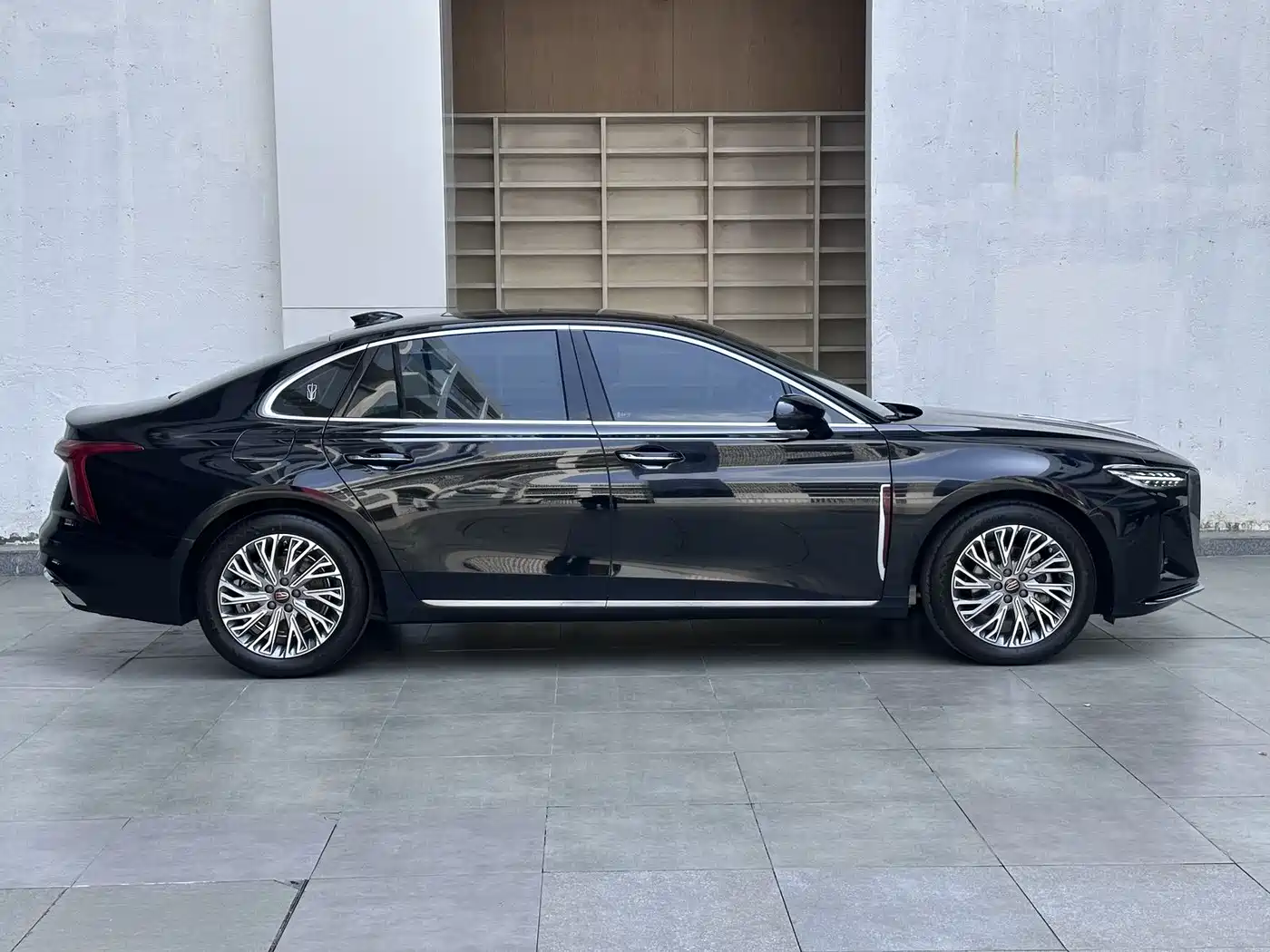 Hongqi HONGQI H5
