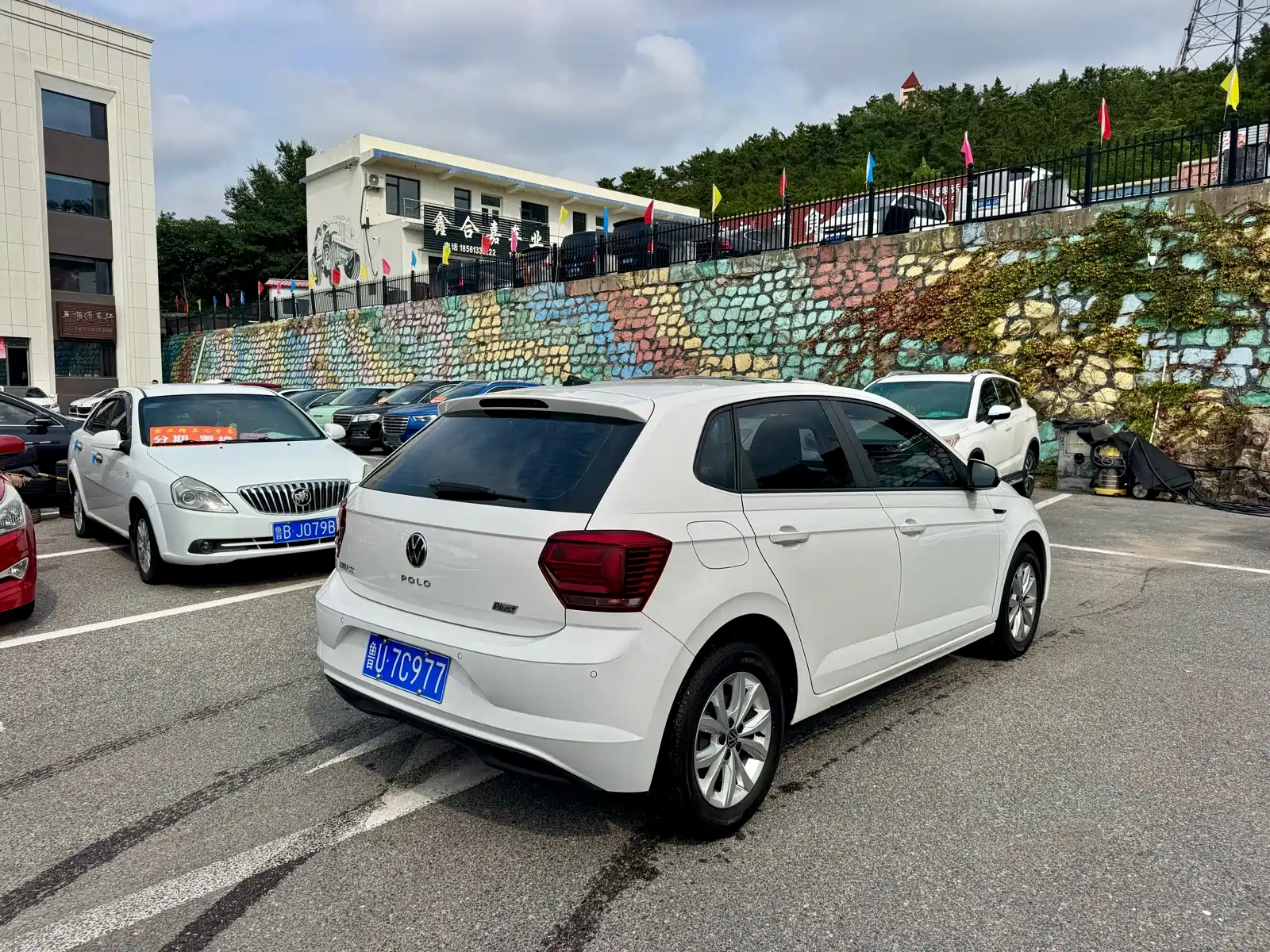 صورة 9 - Volkswagen Polo
