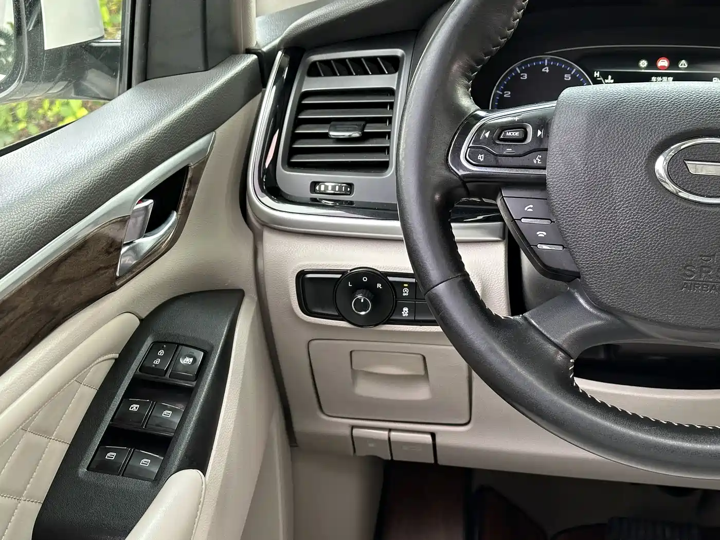 GAC Trumpchi Trumpchi M8 2020 Pilot 390T Premium Edition фото 9