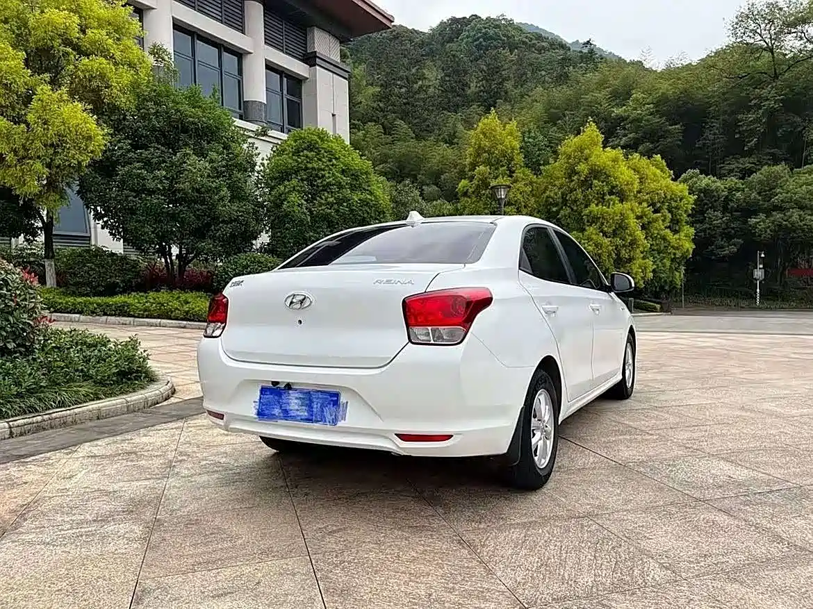 Hyundai Verna 2017 1.4L Manual Renewal China V фото 6