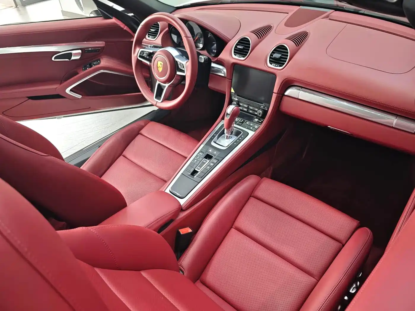 Porsche 718 2022 Boxster 2.0T фото 4
